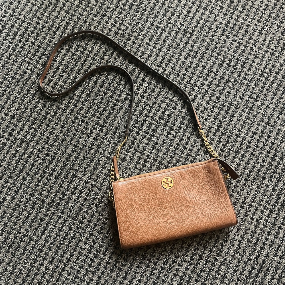 Tory Burch Mini Everly Leather Crossbody Bag in Light Umber